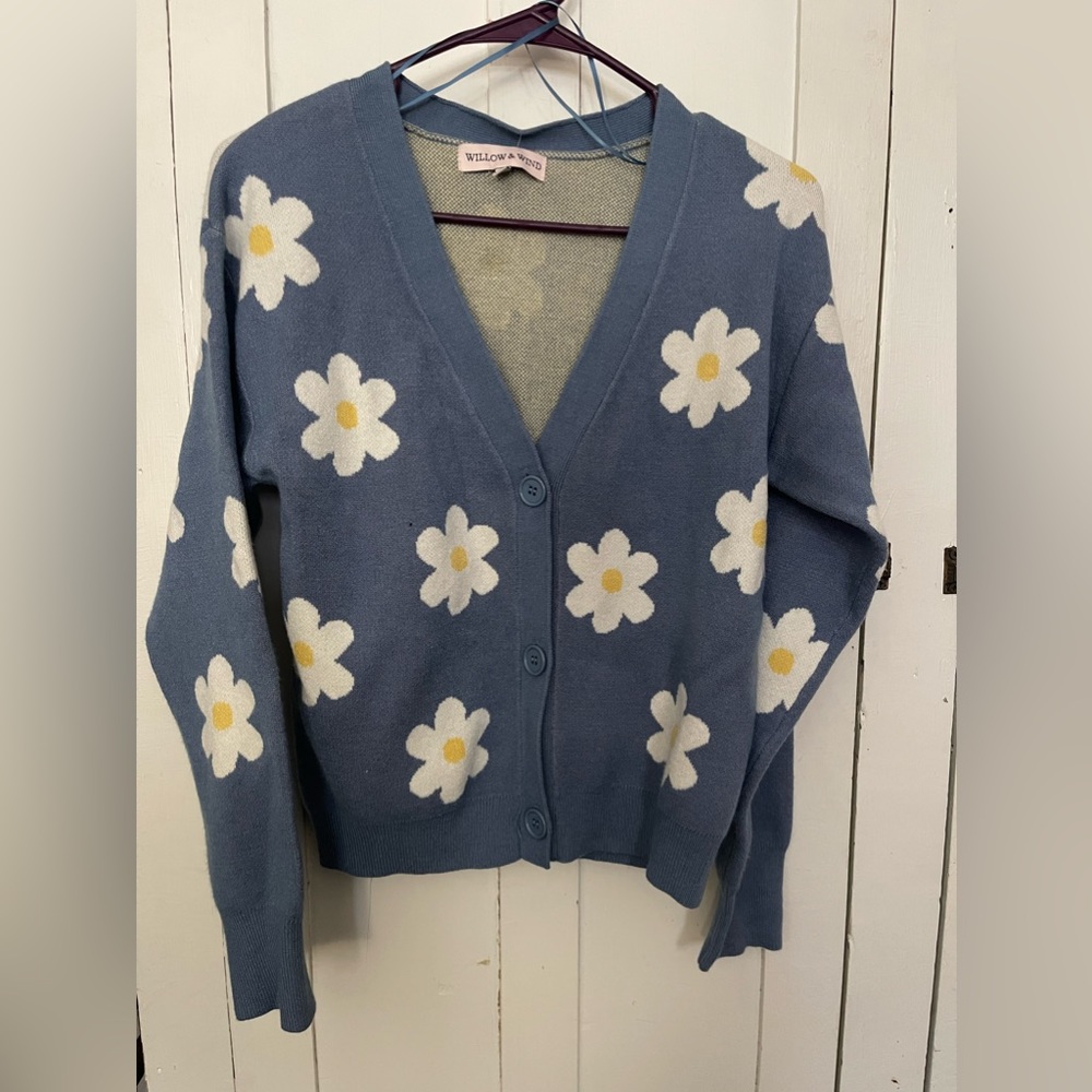 Medium daisy cardigan